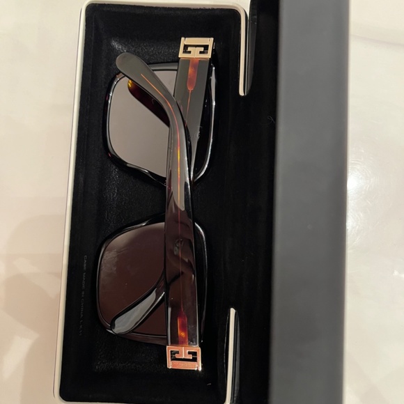 Givenchy sunglasses main image 4